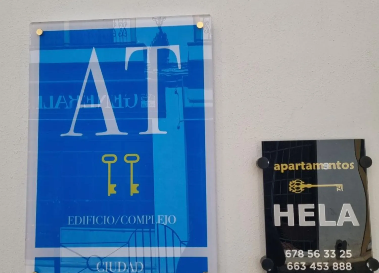 Apartamentos Hela Arjona