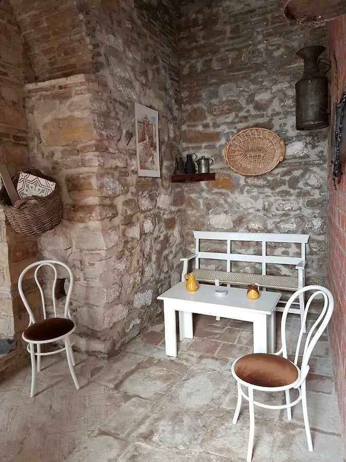 Apartamentos Hela Arjona