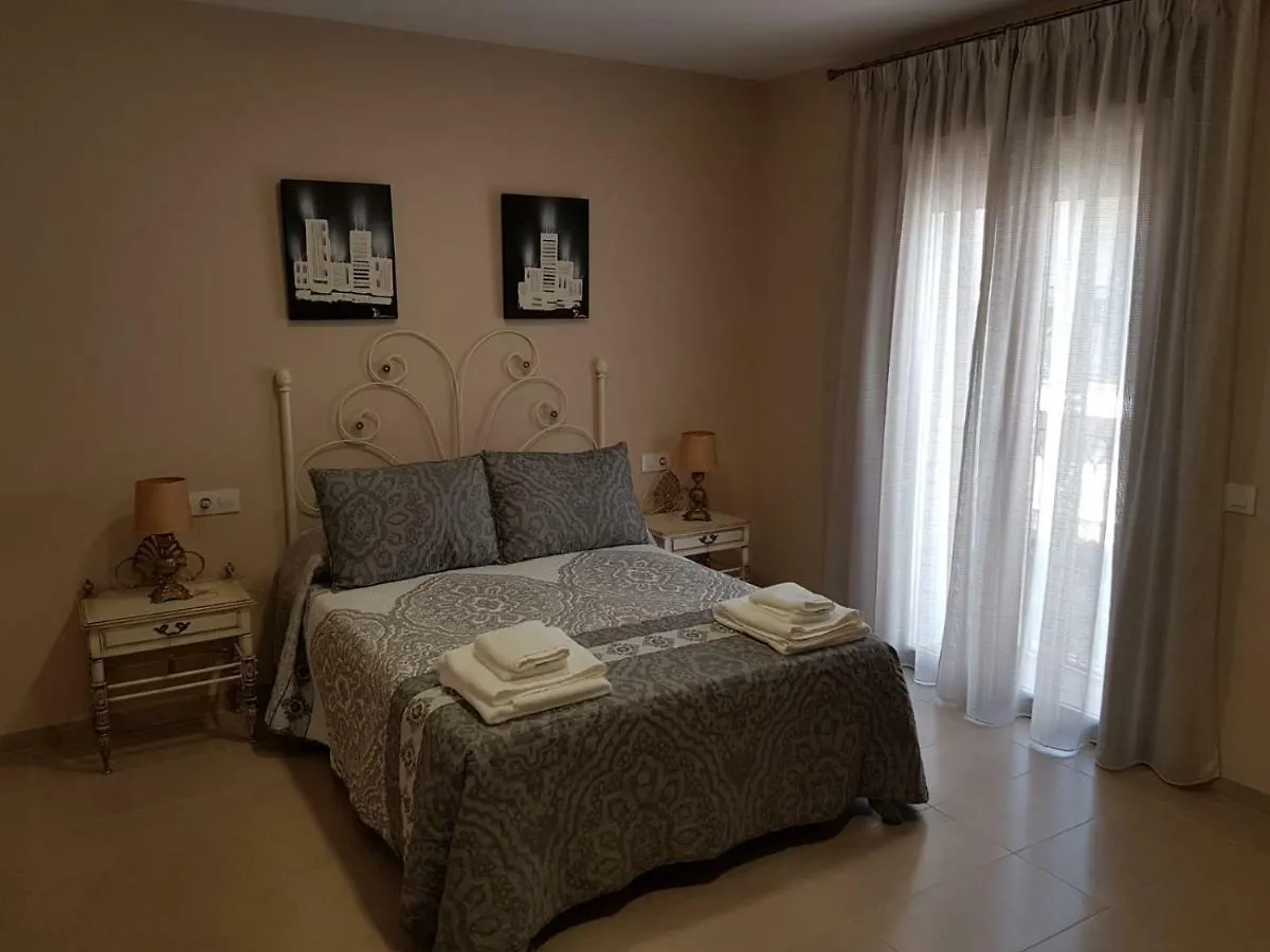 Apartamentos Hela Arjona